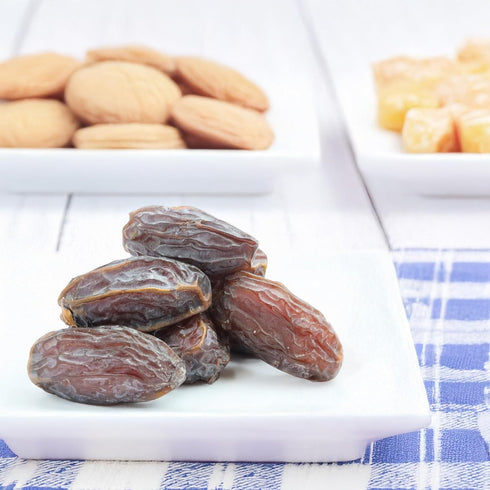 2 2 Lbs Anna and Sarah Organic Medjool Dates, Pound Bag, No Sugar Added Natural Dates in Resealable Bag
