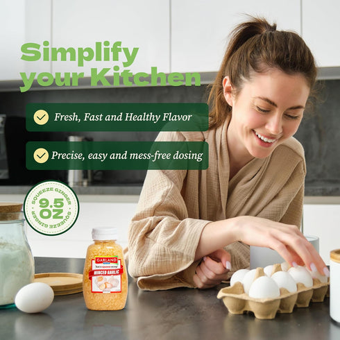 9.5 oz Garland Food Squeezable Minced Garlic in Water Made in the USA - Garlic Minced Squeeze Bottle for Fresh Flavor