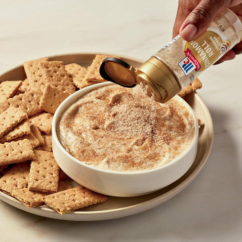 3.81 oz McCormick Finishing Sugar, Cinnamon Roll, Blend of Cinnamon and Warm Spices, Delicious on French Toast