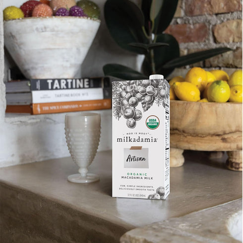 32 (Pack 6) Milkadamia Organic Artisan Macadamia Milk, Non-Dairy, Plant Based, Vegan, Gluten Free, Fluid Ounce