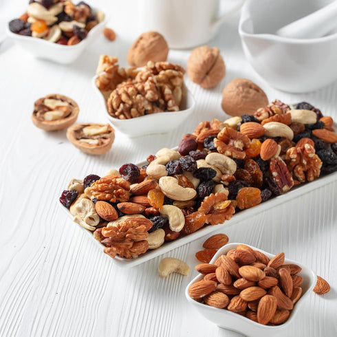 1 lb, Pack 1 Yupik Raw Mix Nuts, Premium Natural Mixed Nuts with Almonds, Walnuts, Pistachios, Cashews, and Brazil
