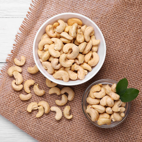2.2 lb (35.2 oz), Yupik Organic Dry Roasted Cashews, Kosher, Gluten-Free, Non-GMO, Vegan, Crunchy Nuts, Unsalted