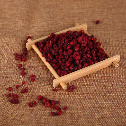 Wananfu Schisandra Berry Dried - 4oz, Schizandra Berries for Tea, Wuweizi (????)