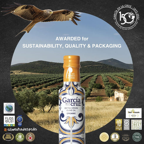 250 ml GARCA DE LA CRUZ - Organic Extra Virgin Olive Oil, Master Miller Premium Oil, Almond and Tomato Tones, Smooth