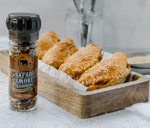 Safari Smoke Seasoning by African Dream Foods, All-Natural Smoky Seasoning, Reusable Glass Grinder