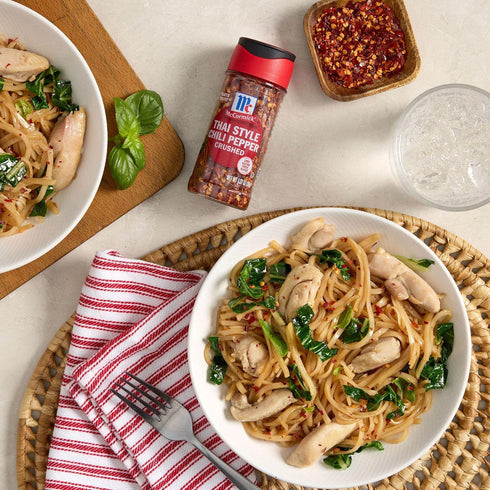1.37 oz (Pack 6) McCormick Thai Style Chili Pepper, Crushed, For Pasta, Stir-Fry, Salad Dressing, Marinade, Drunken