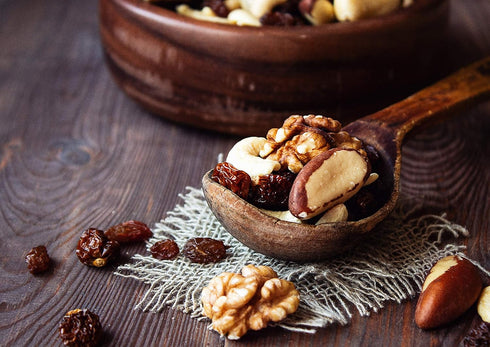 8 Food to Live Organic Energy Trail Mix, Ounces Non-GMO and Raw Nuts and Berries including Cashews, Golden Berries