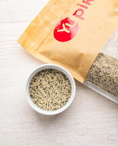 2.2 lb (35.2 oz), Omega-3 Omega-6, Yupik Canadian Hulled Hemp Seeds, Gluten-Free, Kosher, Vegan, Raw Seeds, Shelled
