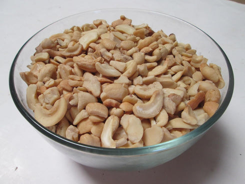 Green Bulk Raw Cashews- Large Cashew Pieces, l lb