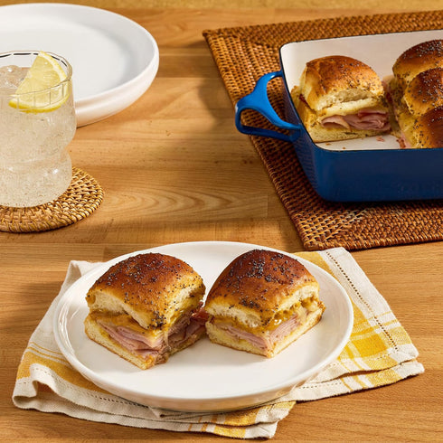 12 oz (Pack 4) Frenchs Mustard, Hot Honey, Sweet with a Kick of Heat, Sandwich Spread, Dipping Sauce, For Hot Dogs