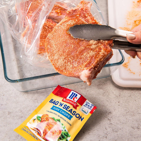 1.06 oz (Pack 6) McCormick Bag 'N Season Pork Chops Cooking Bag & Seasoning Mix