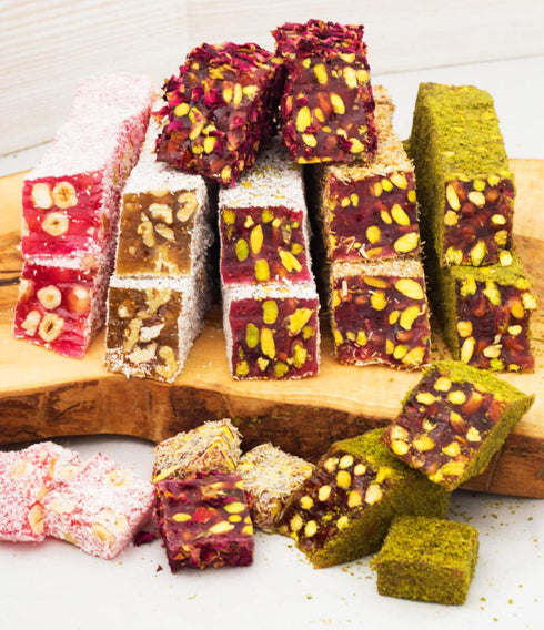 4 25 1.1 lb (500g) Cerez Pazari Turkish Delight In Flavours, With Pistachio, Hazelnut & Walnut, Assorted Gourmet Lokum