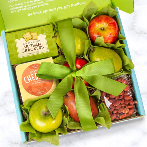 Deluxe Gourmet Gift Box: Perfect Pairings of Fruit and Cheese