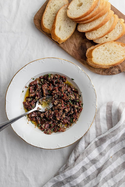2.2 lb (35.2 oz), Yupik Sundried Tomatoes, Halves, Vegan, Kosher, Half Slices, Dehydrated Tomatoes, Salted, Chewy