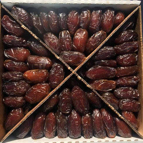 Medjool Days 5 lbs, (5 Lbs) Organic Medjool Dates Fresh from California, Vegan, Gluten-Free, Paleo-Friendly, No Added