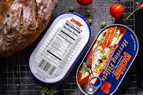 3.53-Ounce (Pack 18) MW Polar Herring, Hot Tomato Sauce