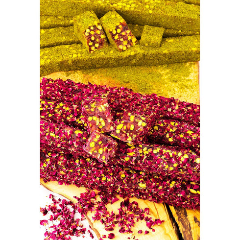 8.8 oz (9-11 Cerez Pazari Turkish Delight Pistachio with Fantastic Rose & Pomegranate Flavour Experience in Luxury Gift