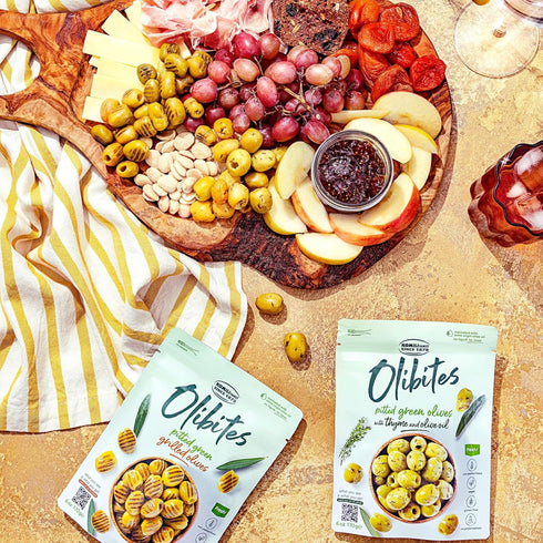 (5 oz, Olibites Pitted Black Olives - Fresh Olives Marinated in Extra Virgin Olive Oil Pitted Black)